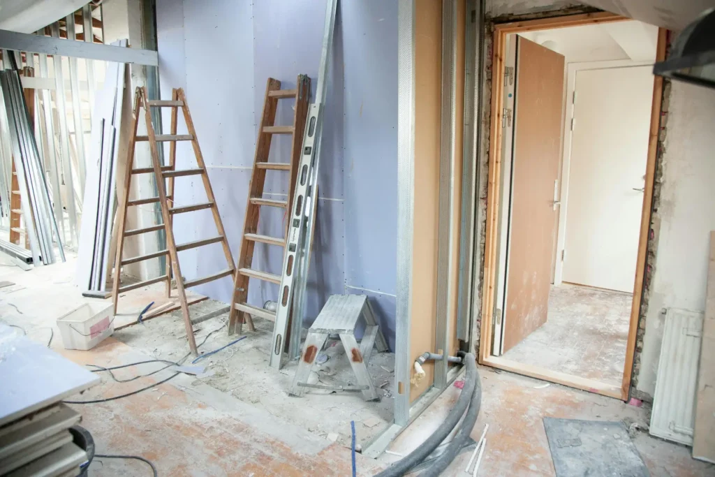 NAKHEEL Apartment Modifications – We Handle Paperwork, You Fit Out 2 Structural Damage After Removing Columns NAKHEEL Apartment Modifications