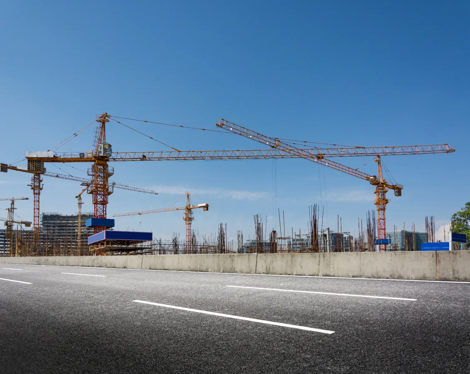 Structural Calculations for Mobile Crane - Dubai Warehouses 2 Structural Calculations for Mobile Crane