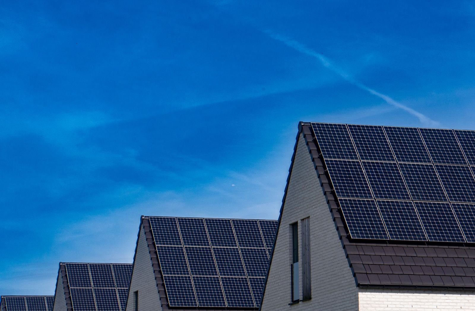 Contemporary Villa with Rooftop Solar Panels